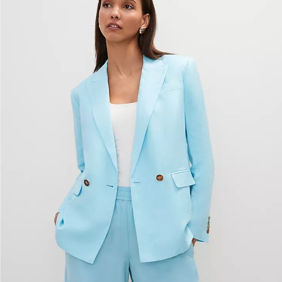 Ann Taylor The Relaxed Double Breasted Blazer in Linen Blend - Picture 6 of 7